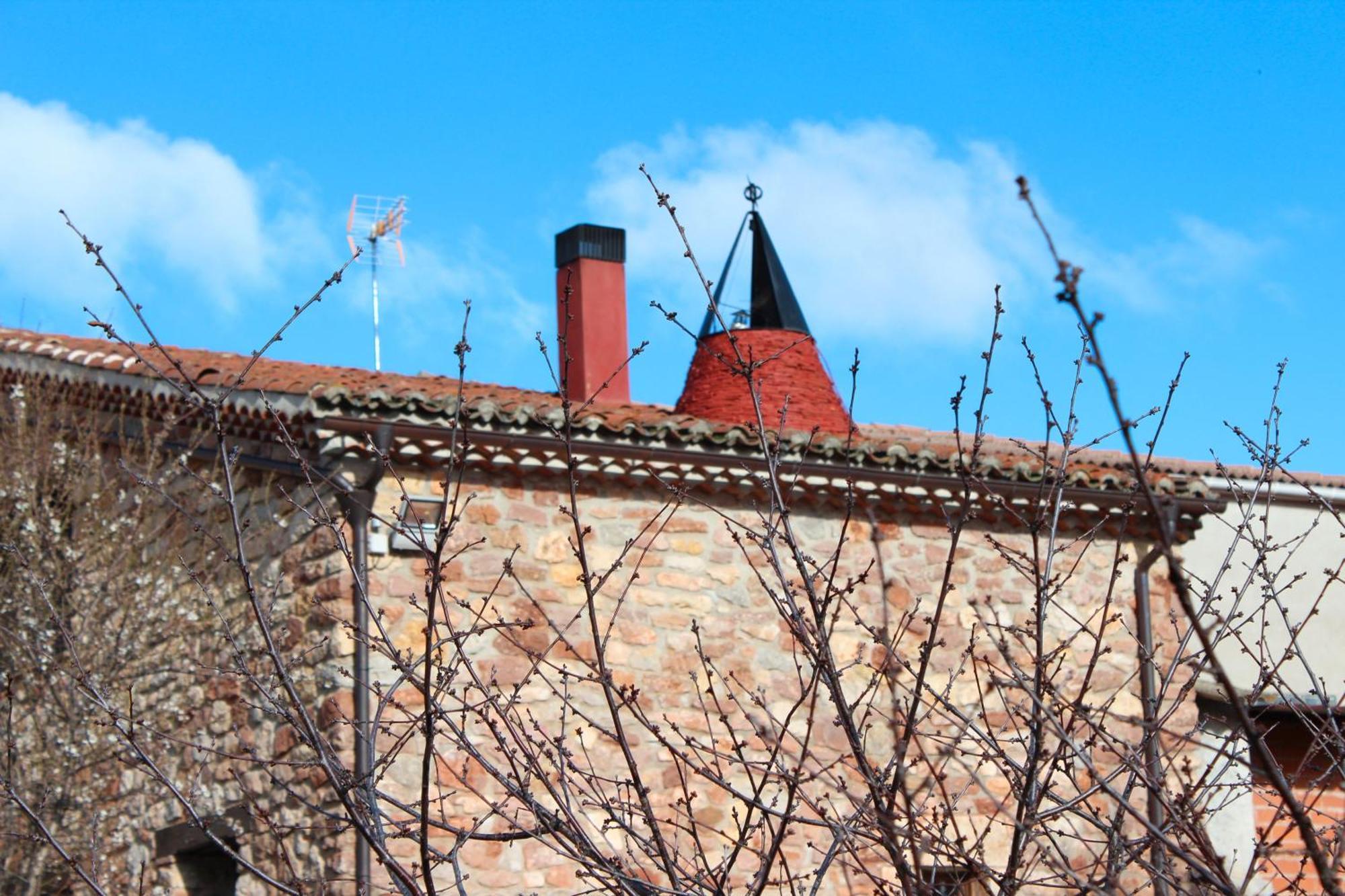 La Chimenea De Soria I Y I I Guest House Espeja de San Marcelino Exterior photo