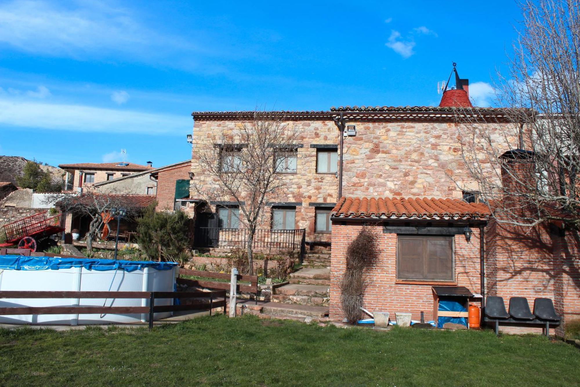 La Chimenea De Soria I Y I I Guest House Espeja de San Marcelino Exterior photo